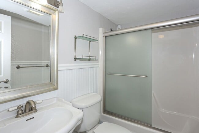 Building Photo - Walk to everything! Partially Furnished! Flexible lease terms!