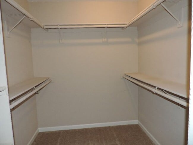Building Photo - Golf Course home for rent, 1997 sqft, 3 be...