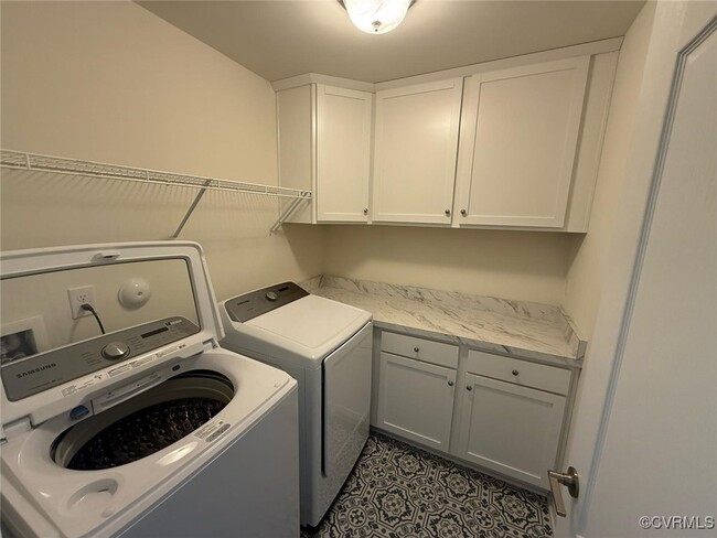 Building Photo - 10810 Porter Park Ln
