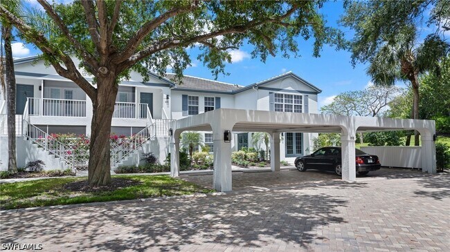 Building Photo - 818 Tanbark Dr