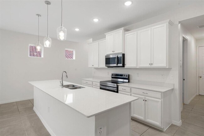 Building Photo - 4108 Solamor St