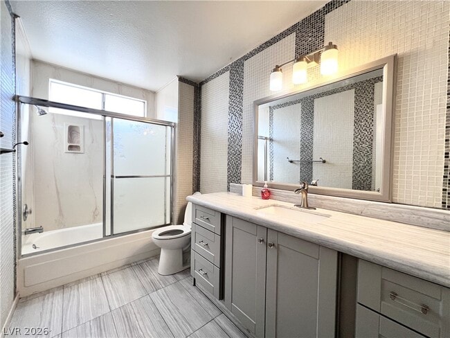 Building Photo - 5009 Mesa View Dr