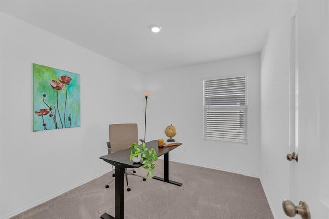 Building Photo - 353 Marty Allen Lp