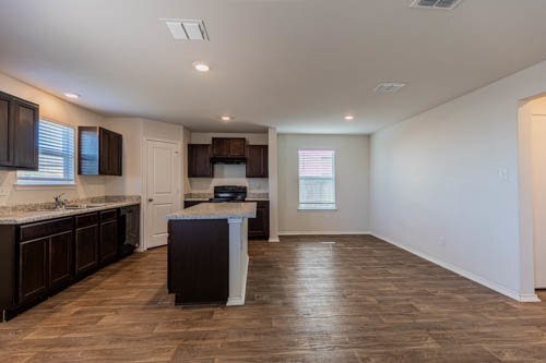 Building Photo - 8115 Meridian Isle