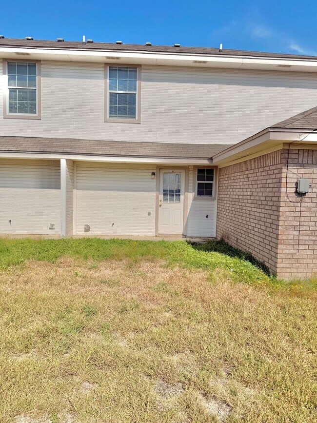 Building Photo - 4302 Alan Kent Dr