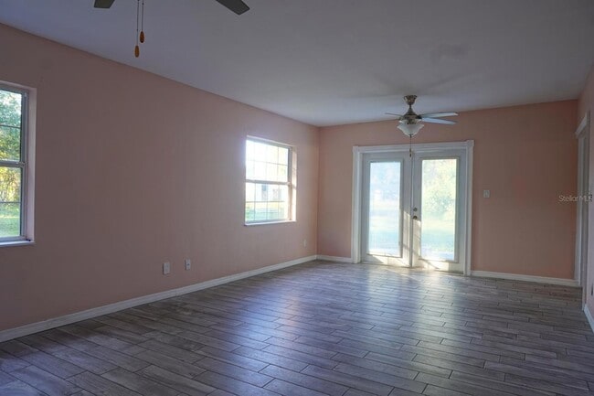 Building Photo - 668 Georgia Ave