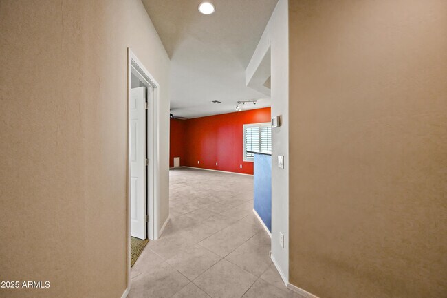 Building Photo - 26182 W Tonto Ln