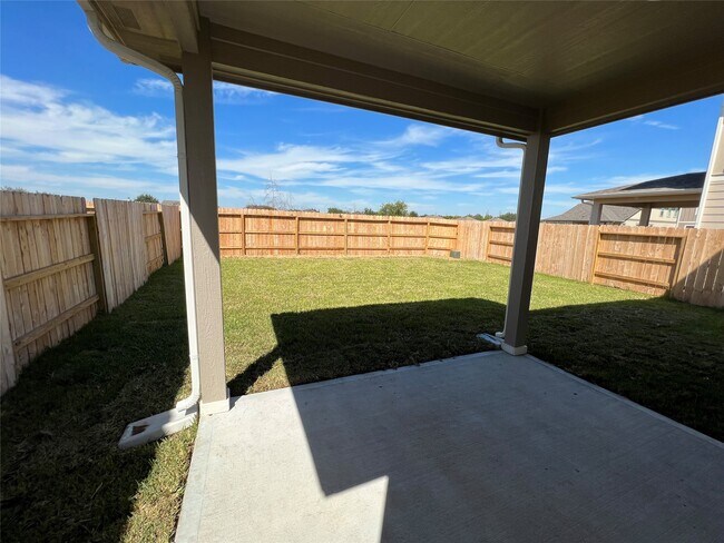 Building Photo - 5635 Giving Grace Wy