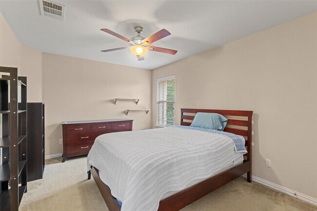 Building Photo - 4007 Bluestone Ln