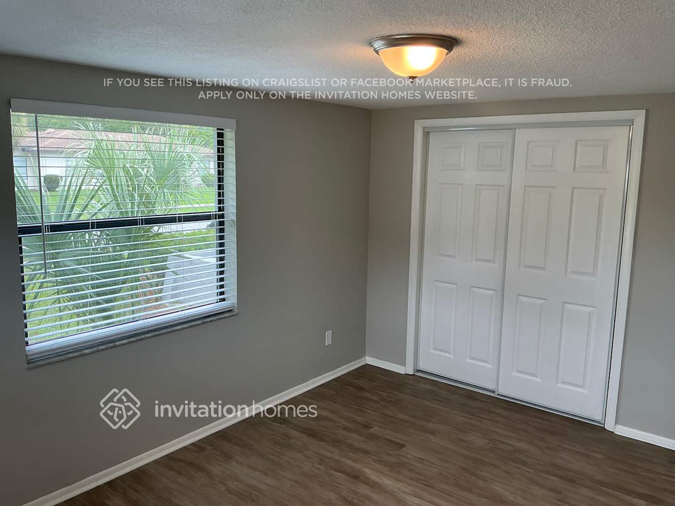 Building Photo - 16033 Villa Dr