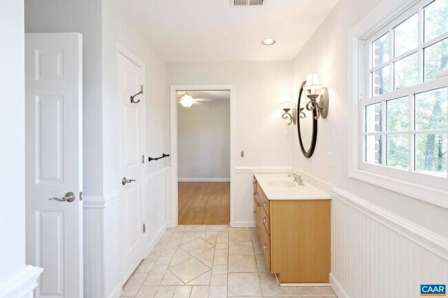 Building Photo - 2952 Cove Trce
