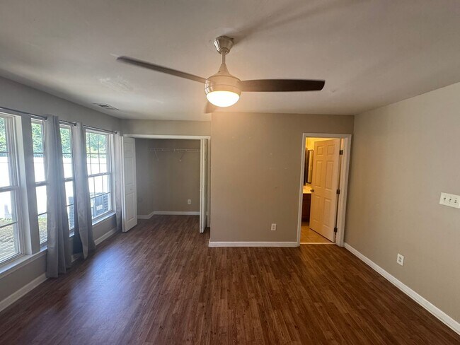 Building Photo - 10313 Garrett Grigg Rd