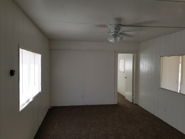 Building Photo - Bullhead City!  2 Bedroom Mobile