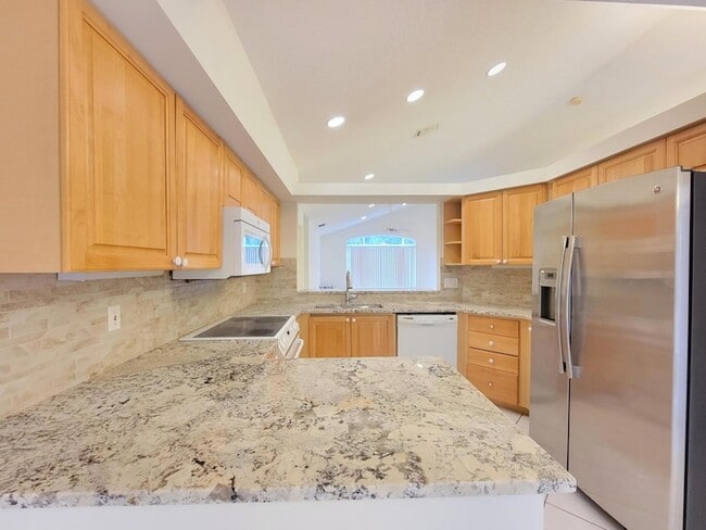 Building Photo - 3041 Casa Rio Ct