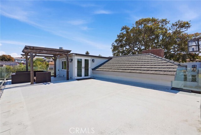 Building Photo - 601 S Gertruda Ave