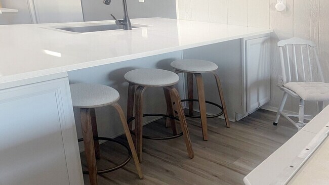 Building Photo - 1902 Bayhouse Dr