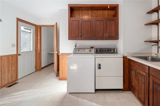 Building Photo - 52856 NY-30