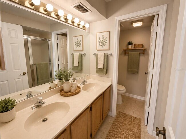 Building Photo - 4807 Normandy Pl