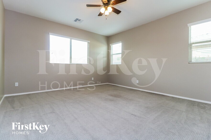 Building Photo - 17126 W Seldon Ln