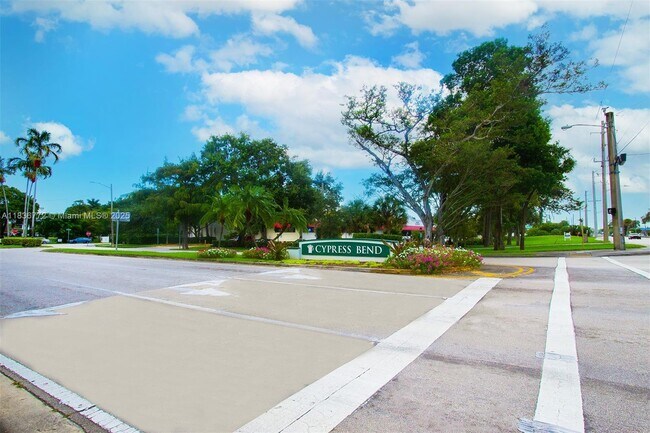 Building Photo - 2213 Cypress Island Dr