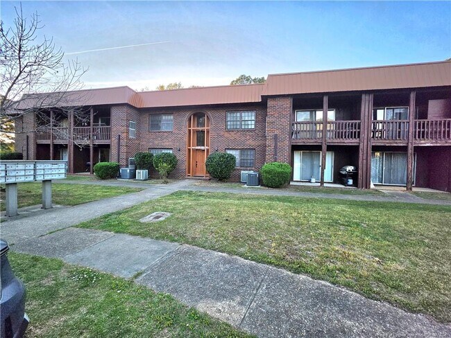 Building Photo - 629 Gable Ct