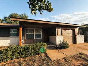 Building Photo - 6336 N Hammond Ave