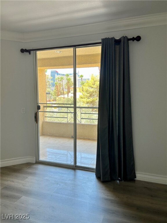 Building Photo - 270 E Flamingo Rd