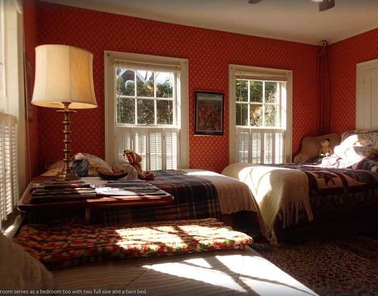 Bedroom/Living Room - 80 College St