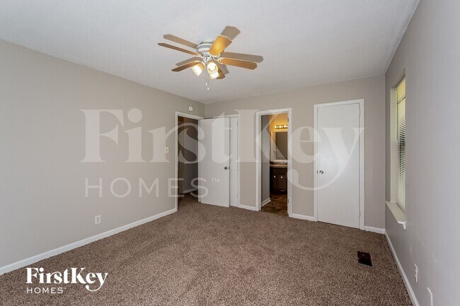 Building Photo - 3104 Cobblestone Dr