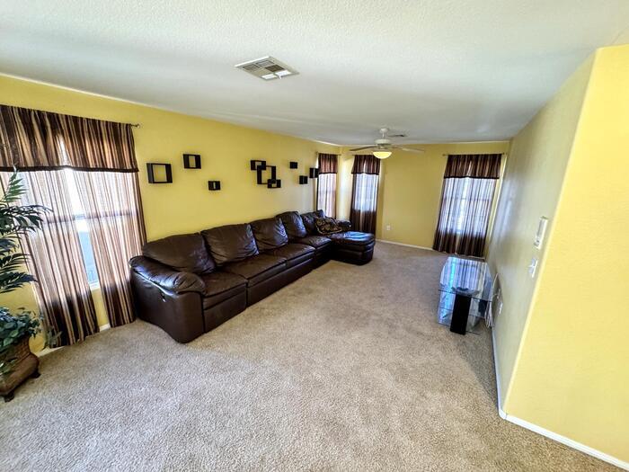 Building Photo - 6725 Yellowhammer Pl