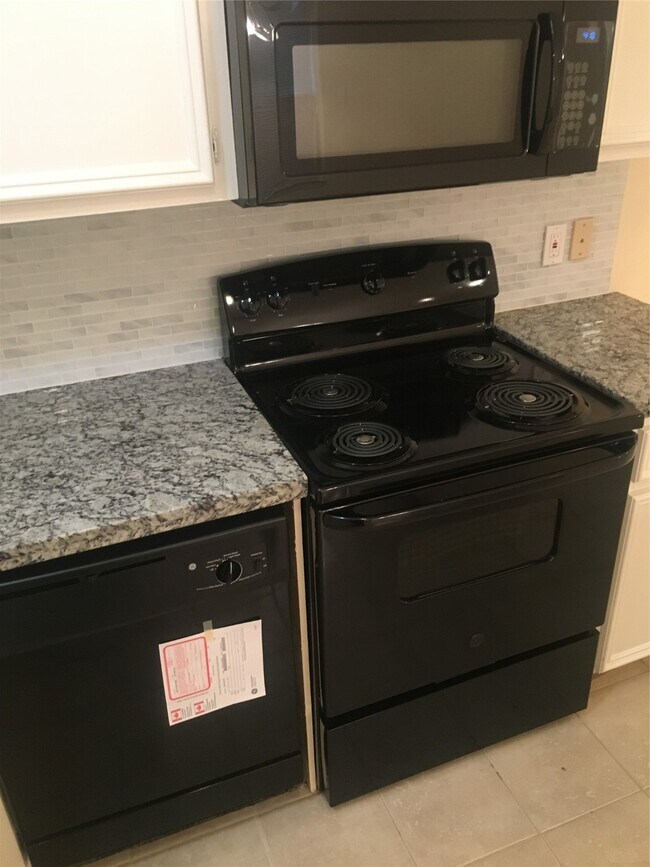 Building Photo - 10642 Logger Pines Trail