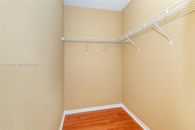 Building Photo - 1207 NE 32nd Terrace