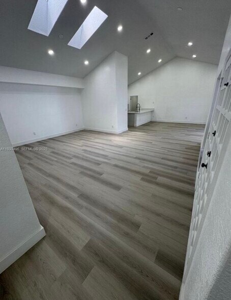 Building Photo - 8754 NW 149th Ter