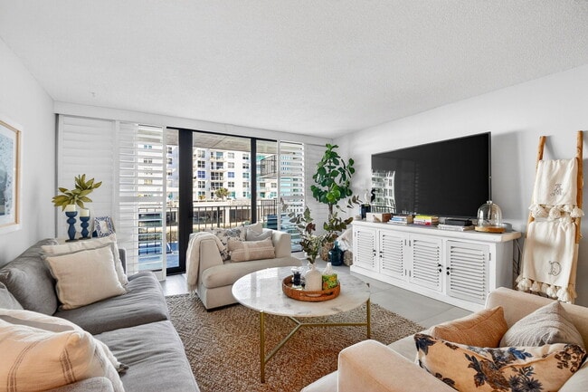 Building Photo - 3456 S Ocean Blvd