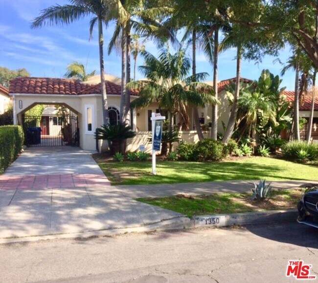 Building Photo - 1348 S Curson Ave