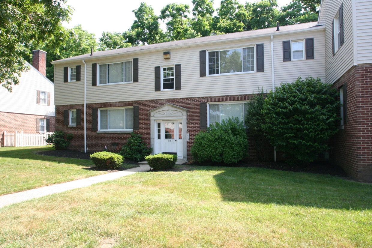 Village Square Mount Holly