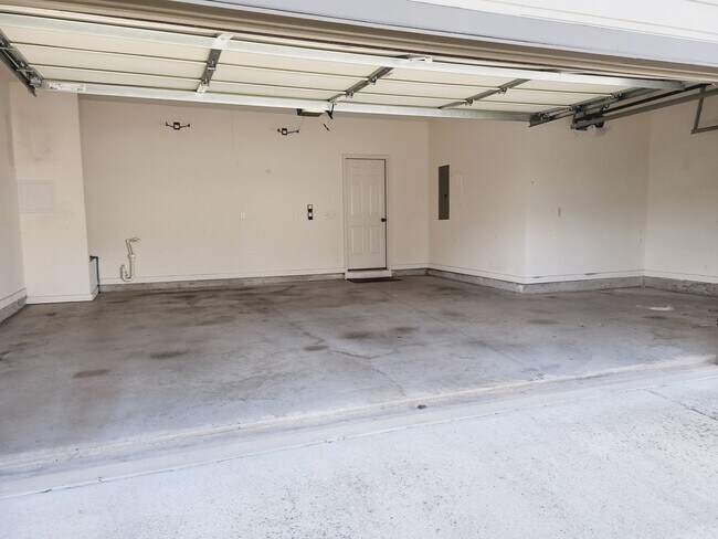 Building Photo - 4417 Tuckahoe Ln