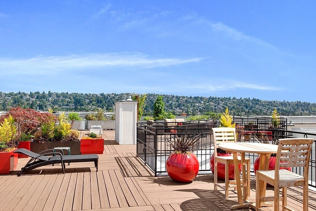 Roofdeck East Facing - 1525 NW 57th St
