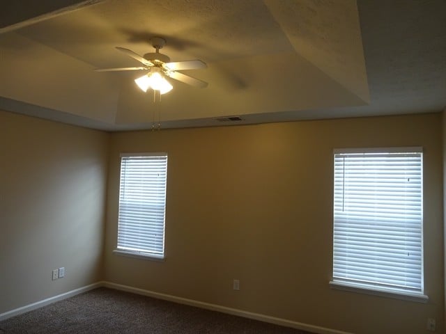 Building Photo - 3041 Lake Park Trl