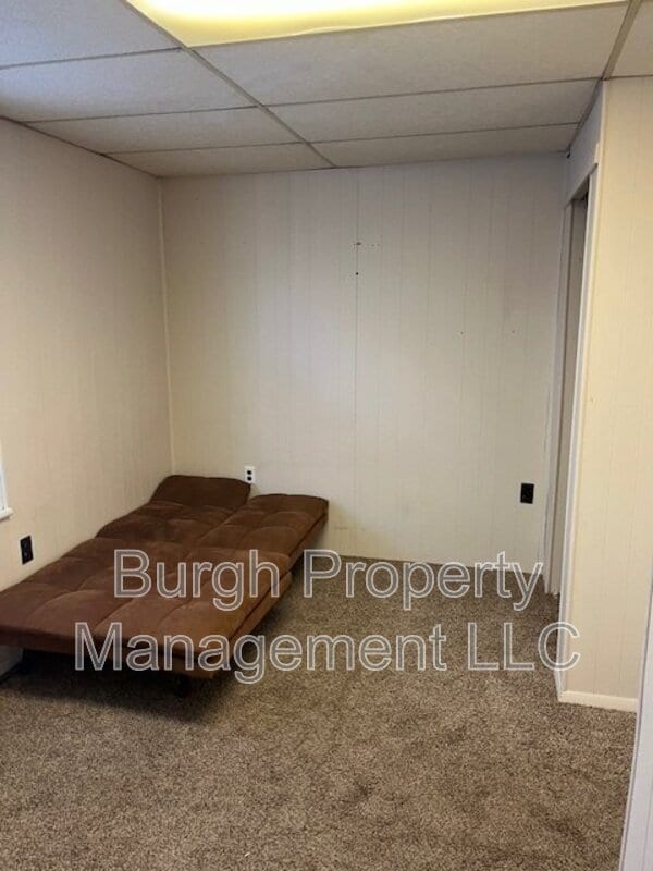 Building Photo - 302 S 11th St