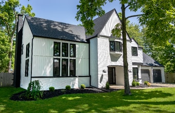 Building Photo - 6001 Heywood Cove