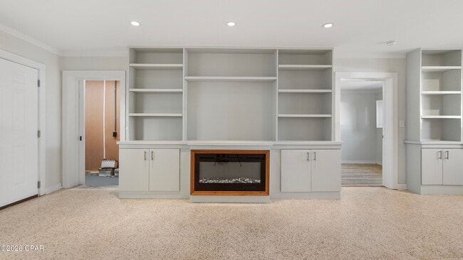 Building Photo - 19909 Alta Vista Dr