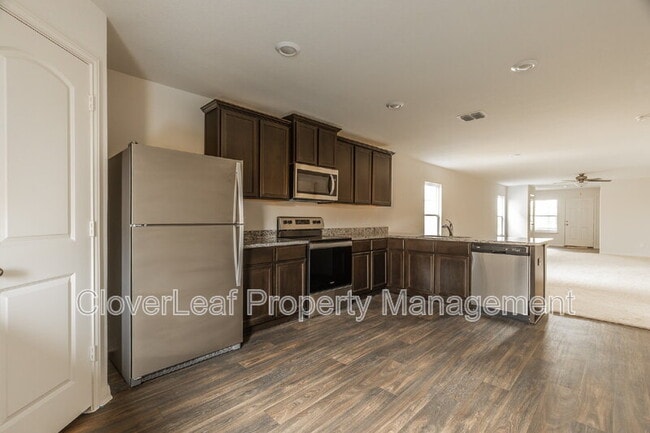 Building Photo - 712 Shoal Crk
