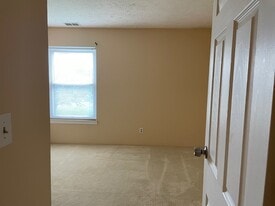 Building Photo - 19570 Northridge Dr