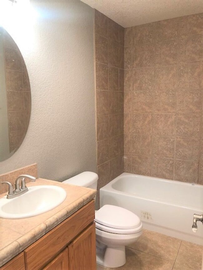 Building Photo - 21240 Yerba Blvd