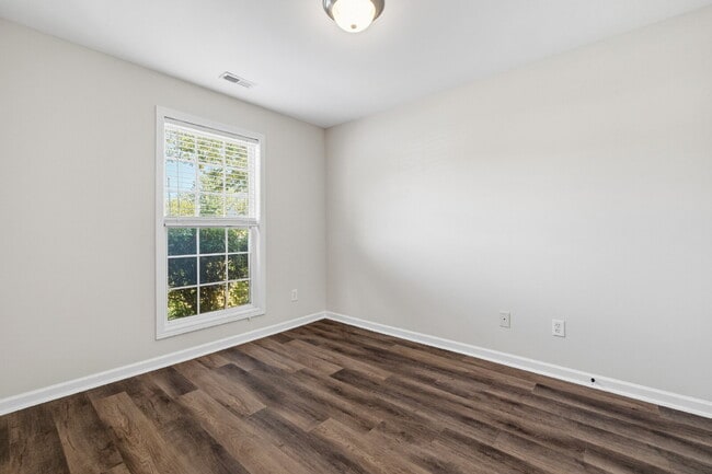 Building Photo - 209 Ansley Walk Ln