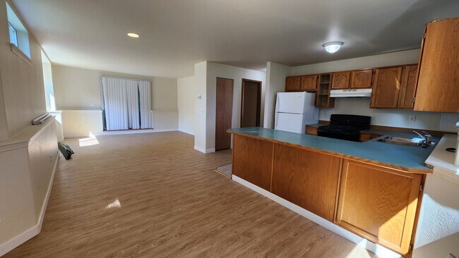Building Photo - 3452 W Lilac Ct