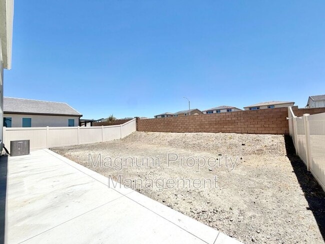 Building Photo - 34390 Coconut Cir