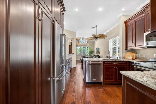 Building Photo - 6483 Wild Olive Ln