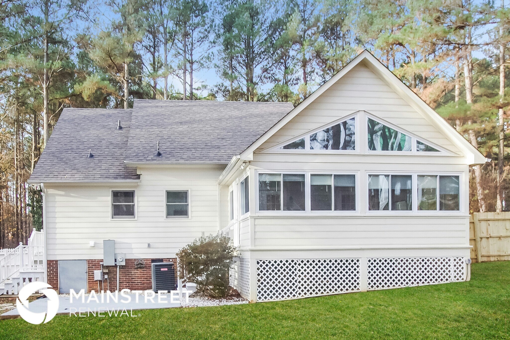 Building Photo - 317 Honeywood Ln